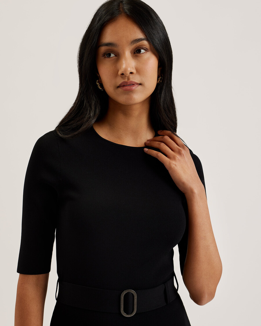 samalee - flippy hem strikket midikjole
