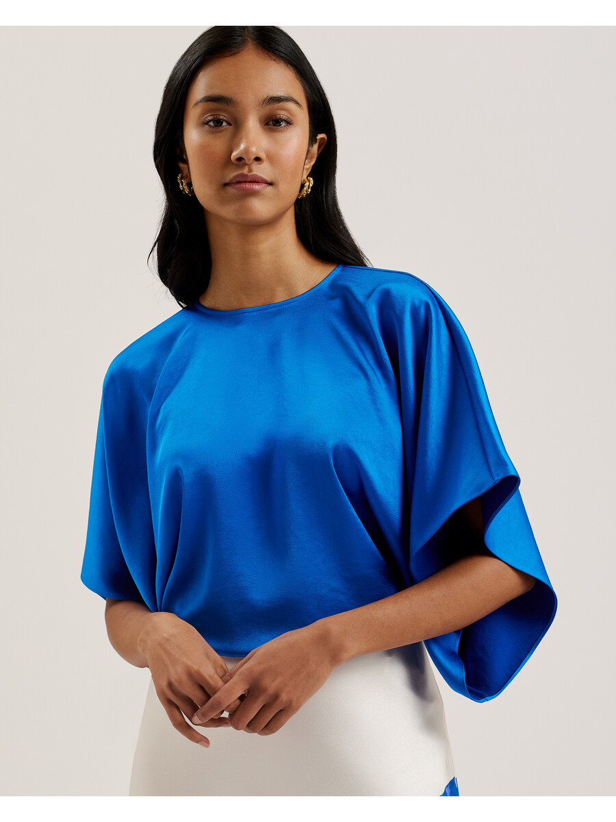 cherika - flagermusebluse med korte ærmer og satin